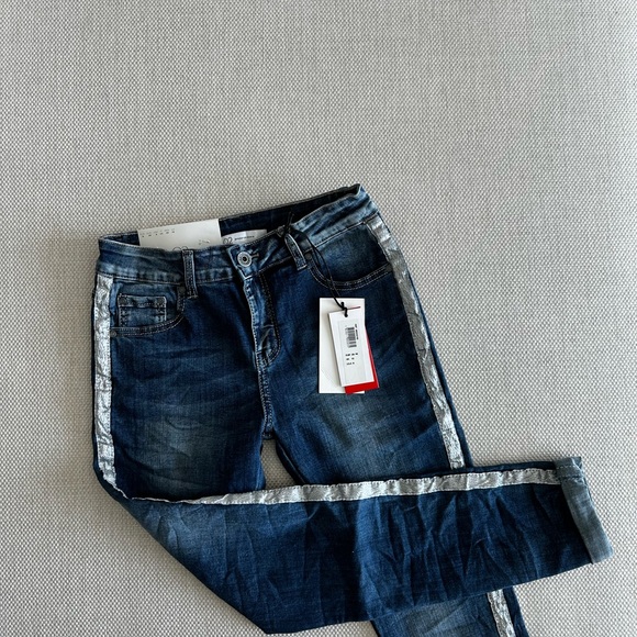 OZ Skinny Cut Jeans with Silver Stripe - Picture 5 of 6